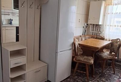 Apartament cu 2 camere semidecomandat în Micro 11 - 2