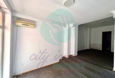 Apartament cu 5 camere semidecomandat în Parcul Carol