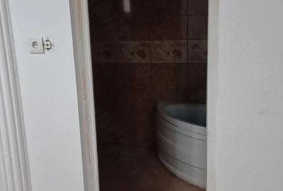 Casă cu Teren 650 Mp în Grabaț - 5