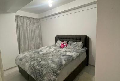 Apartament cu 2 camere semidecomandat în Fundeni