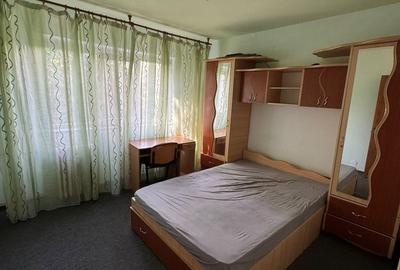Apartament cu 2 camere în Apărătorii Patriei