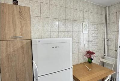 Apartament cu 2 camere semidecomandat, mobilat în Cetății - 2