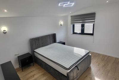 Casă cu 4 camere cu Teren 230 Mp în Central - 1