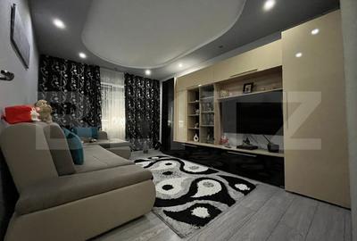 Apartament cu 2 camere semidecomandat, mobilat în Micro 9