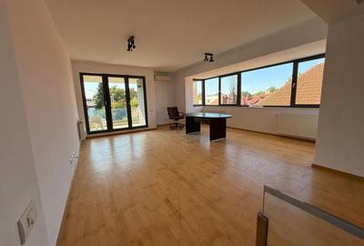 Apartament cu 4 camere, mobilat în Capitale - 40