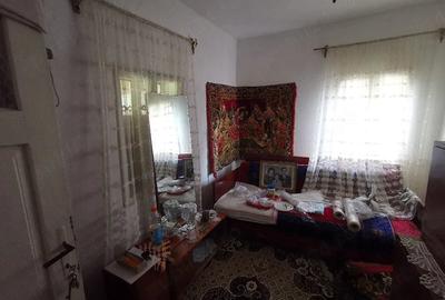 Casă cu 4 camere cu Teren 4212 Mp în Lupșa de Sus