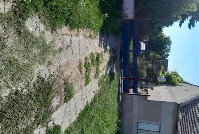 Casă cu 5 camere cu Teren 3800 Mp în Central - 2
