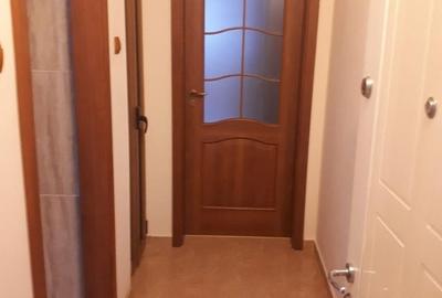 Apartament cu 2 camere în Micro 19