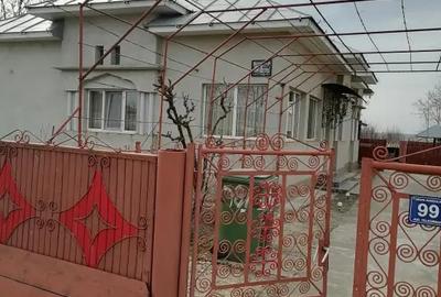 Casă cu 5 camere cu Teren 2099 Mp în Păru Rotund - 4