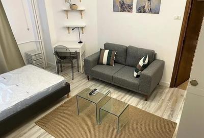 Garsonieră decomandată în Unirii - 1