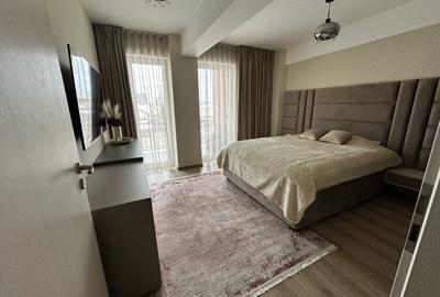 Apartament cu 3 camere decomandat, mobilat în Tractorul - 6