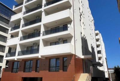 Apartament cu 2 camere decomandat în Palazu Mare