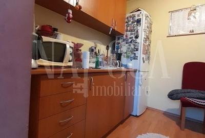 Apartament cu 3 camere decomandat, mobilat în Decebal - 5