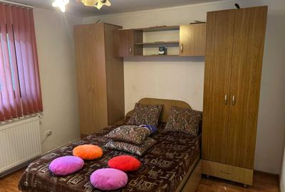 Casă cu 4 camere în Central - 3