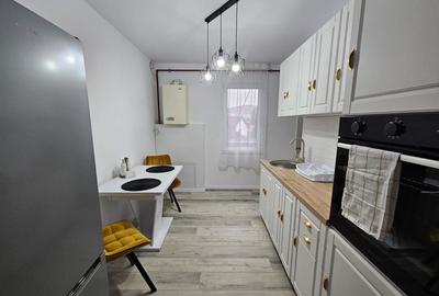 Apartament cu 3 camere decomandat în Tudor - 10