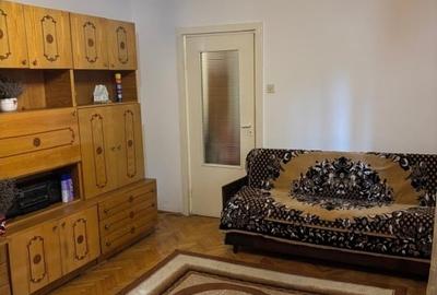 Apartament cu 2 camere semidecomandat, mobilat în Central