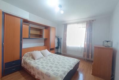 Casă cu 4 camere cu Teren 2771 Mp în Slobozia Nouă