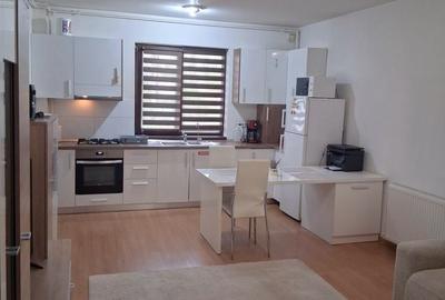 Apartament cu 2 camere decomandat în Dobroești