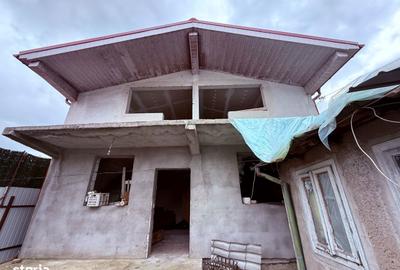 Casă cu 5 camere cu Teren 390 Mp în Dorobanți - 1