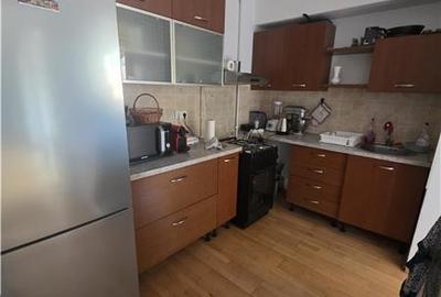 Apartament cu 3 camere decomandat, mobilat în Central - 3