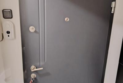 Garsonieră decomandată în 9 Mai - 2