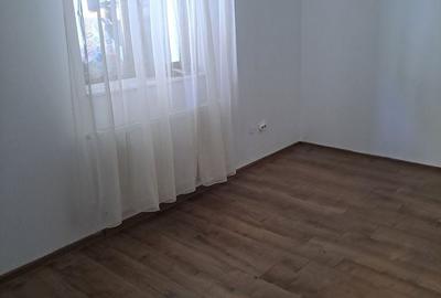 Casă cu 2 camere cu Teren 300 Mp în Giurgiului - 1