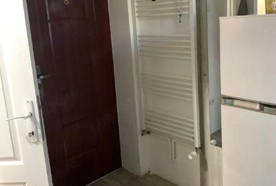 Garsonieră semidecomandată în Central - 1