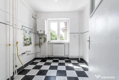 Apartament cu 2 camere semidecomandat în Ultracentral