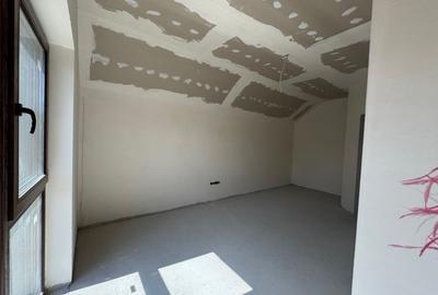 Duplex cu 4 camere cu Canalizare în Gilău - 17