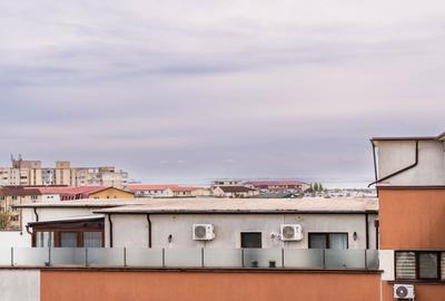 Apartament cu 3 camere decomandat în Km 5 - 13