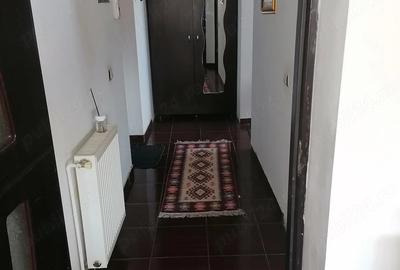Garsonieră decomandată în Tilișca - 1