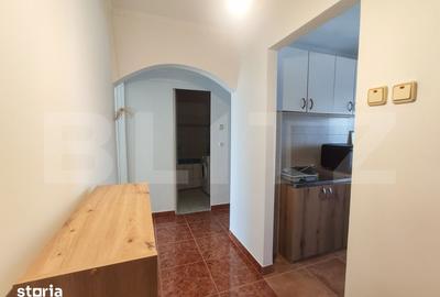 Apartament cu 2 camere decomandat, mobilat în Micro 17