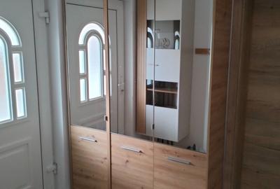 Casă individuală cu 4 camere cu Canalizare în Cristian - 3