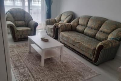 Apartament cu 3 camere decomandat, mobilat în Sud