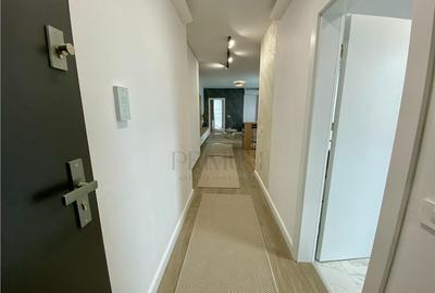 Apartament cu 2 camere semidecomandat, mobilat în Aradului