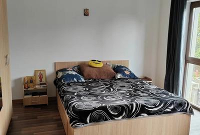 Casă cu 5 camere cu Teren 500 Mp în Central