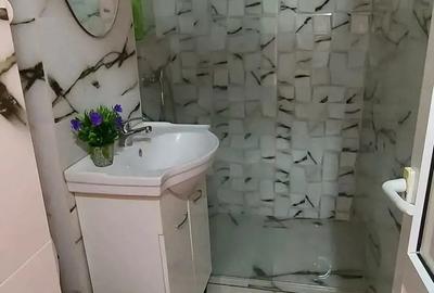 Apartament cu 2 camere semidecomandat în Central - 1