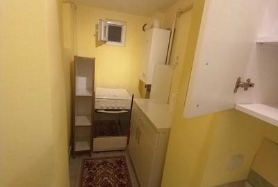 Apartament cu 3 camere decomandat în Central - 4