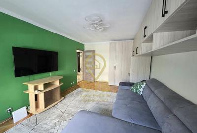 Apartament cu 3 camere în Decebal