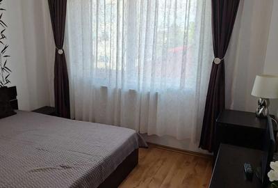 Apartament cu 2 camere decomandat în Apărătorii Patriei - 3