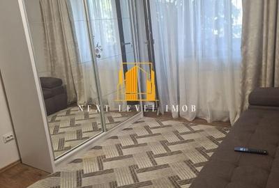 Apartament cu 3 camere în Craiovei