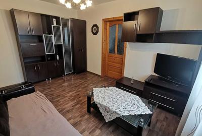Apartament cu 2 camere semidecomandat în Vasile Aaron