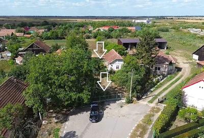 Casă cu 2 camere cu Teren 2232 Mp în Doba