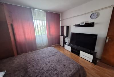 Apartament cu 2 camere decomandat în Rahova - 6