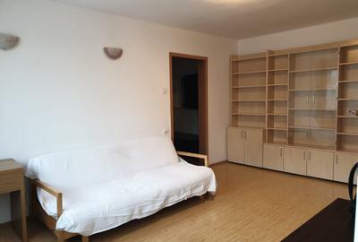 Apartament cu 2 camere semidecomandat în Vatra Luminoasă