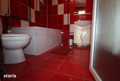 Casă cu 3 camere cu Teren 75 Mp în Central - 1
