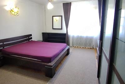 Apartament cu 3 camere decomandat în Independenței - 8