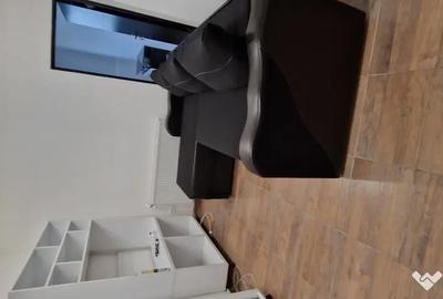 Apartament cu 3 camere decomandat în Central - 1