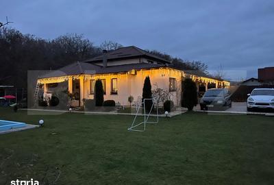 Casă cu 5 camere cu Teren 1800 Mp în Unirea