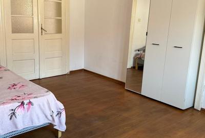 Casă cu 4 camere decomandat cu Teren 150 Mp în Central